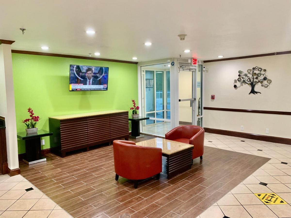 Sunrise Extended Stay Hotel Монтгомери Экстерьер фото